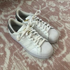 Adidas Platform Superstar sneakers plaid back (size women’s 8)